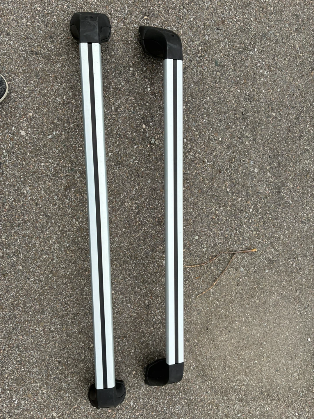 Volkswagen Golf OEM Roof Rack – Fits 2012–2021 - photo 2