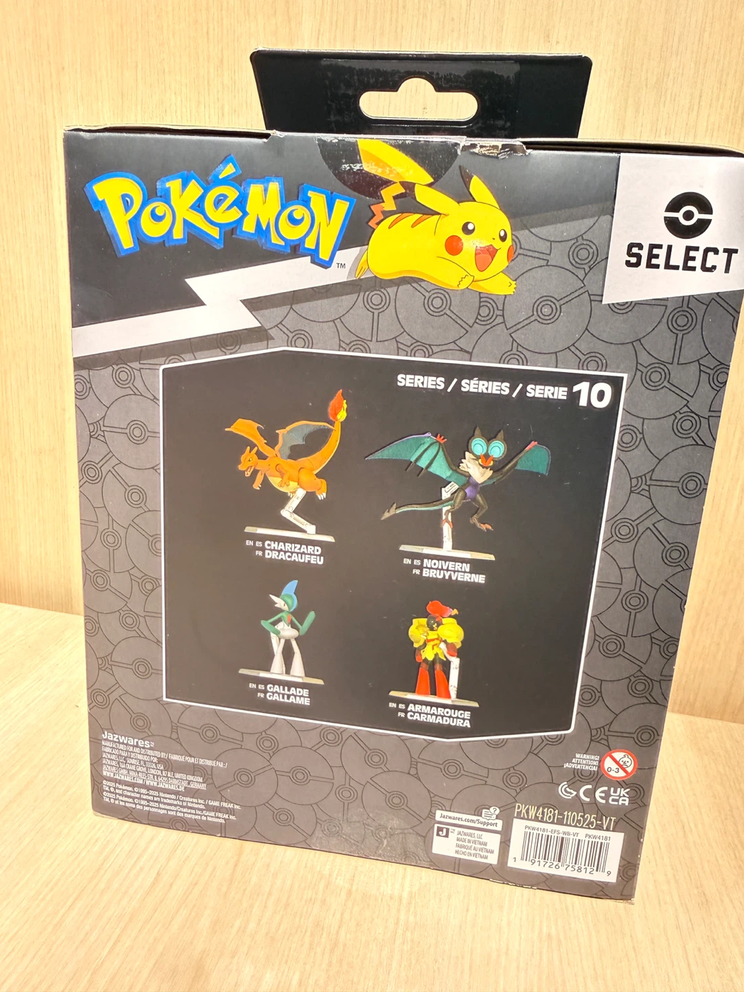 Pokemon Select Armarouge Action Figure - photo 3