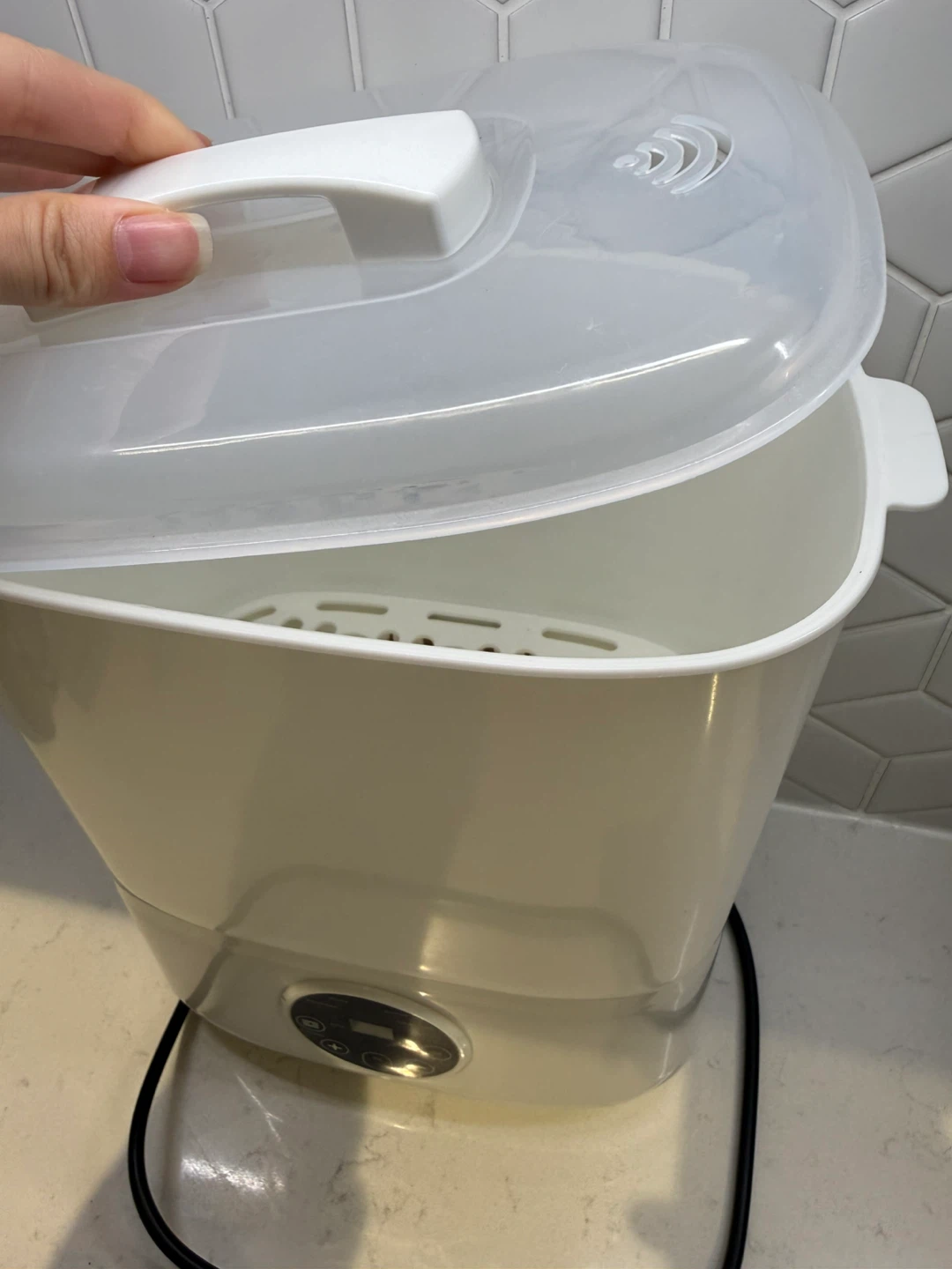 Baby Bottle Sterilizer - photo 2