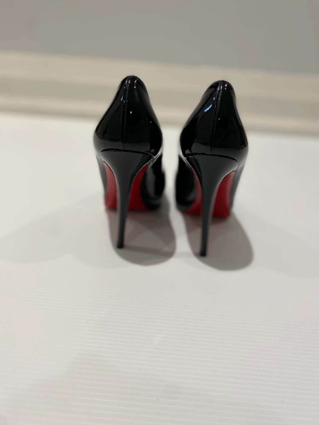 Christian Louboutin Black Patent Leather Heels - photo 3