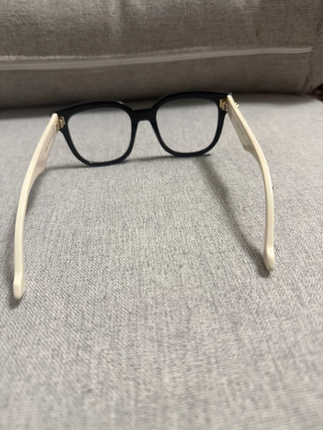 Gucci Glasses with Case and Pouches - photo 3