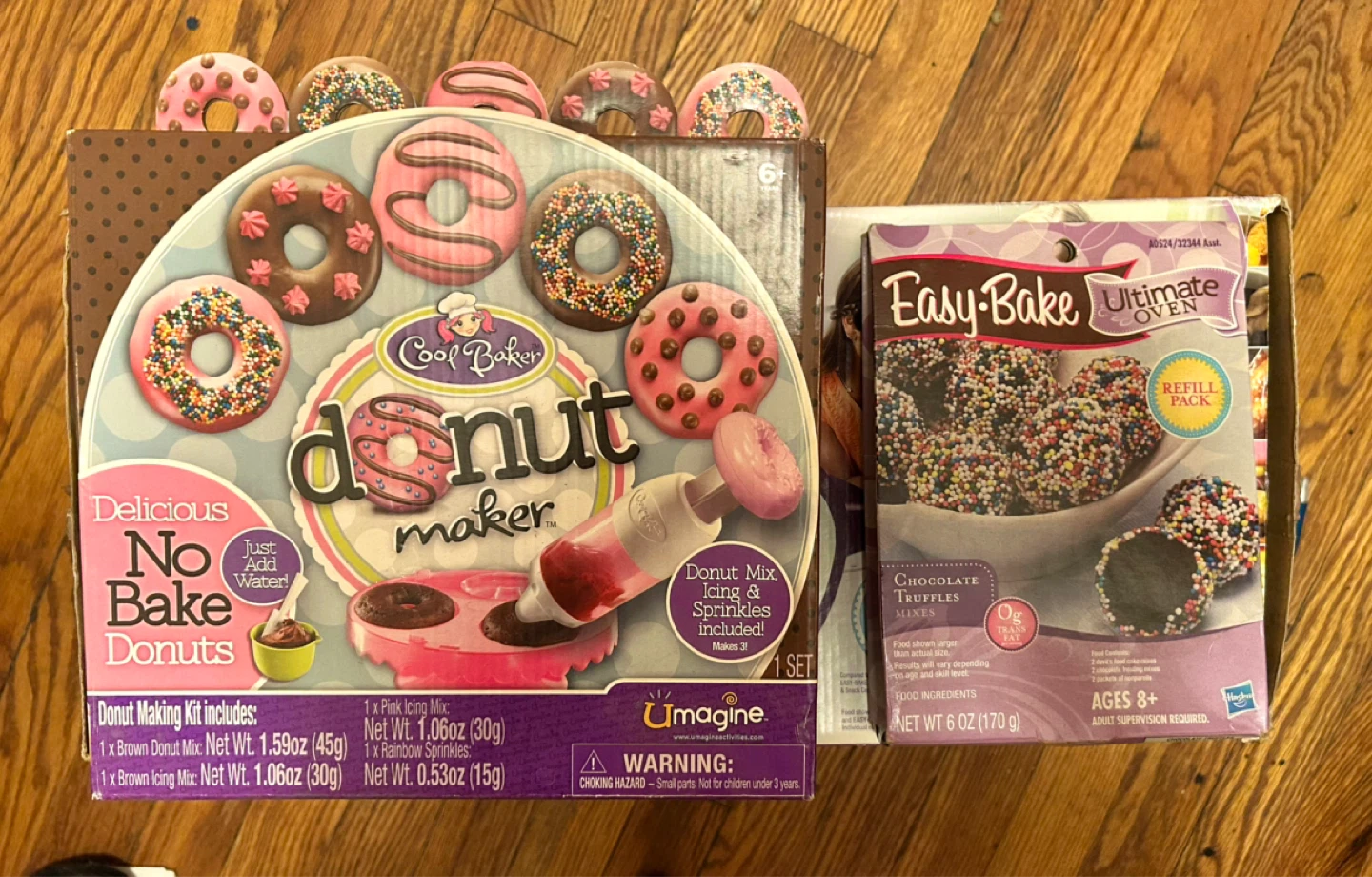 Easy-Bake Ultimate Oven with Refill Pack and Donut Maker - photo 3
