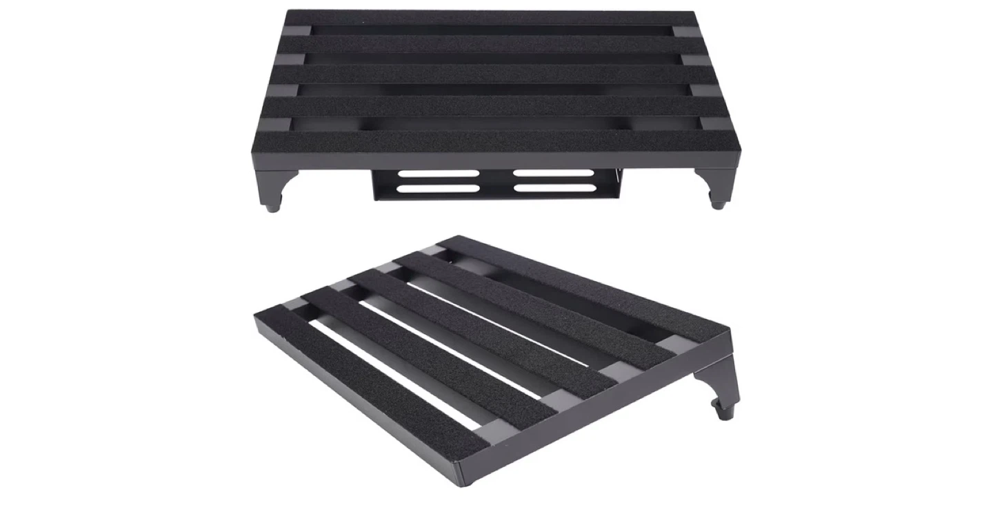 Black Aluminum Pedalboard with Carrying Case - photo 4
