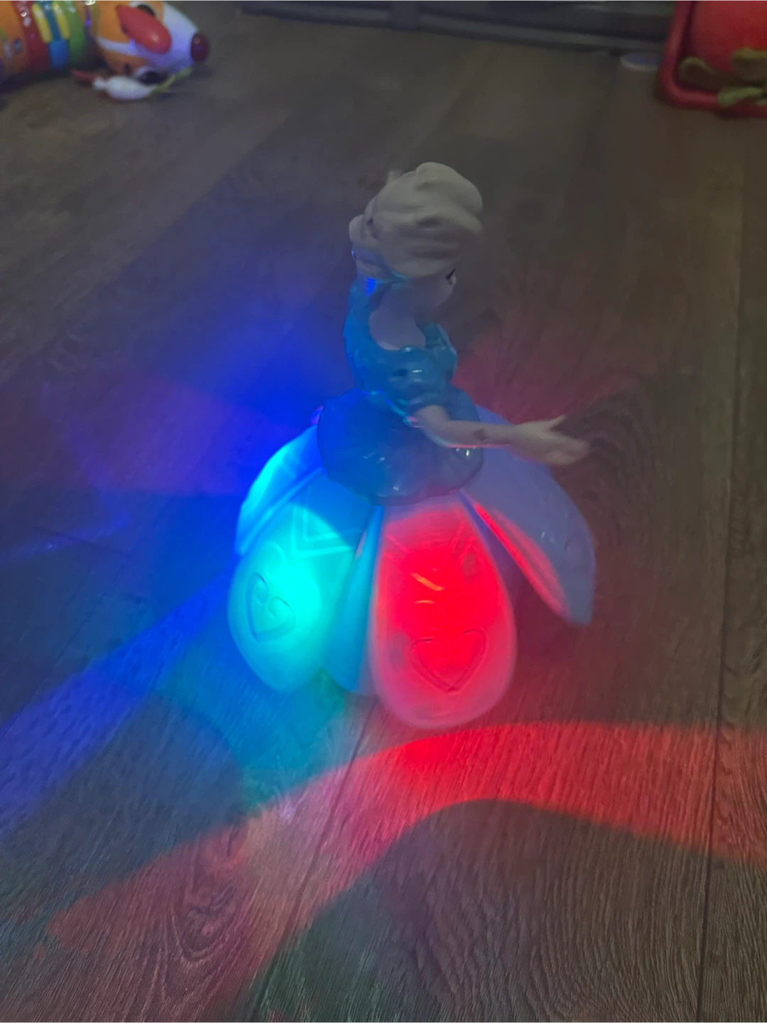 Dancing Elsa Toy with Lights - photo 2