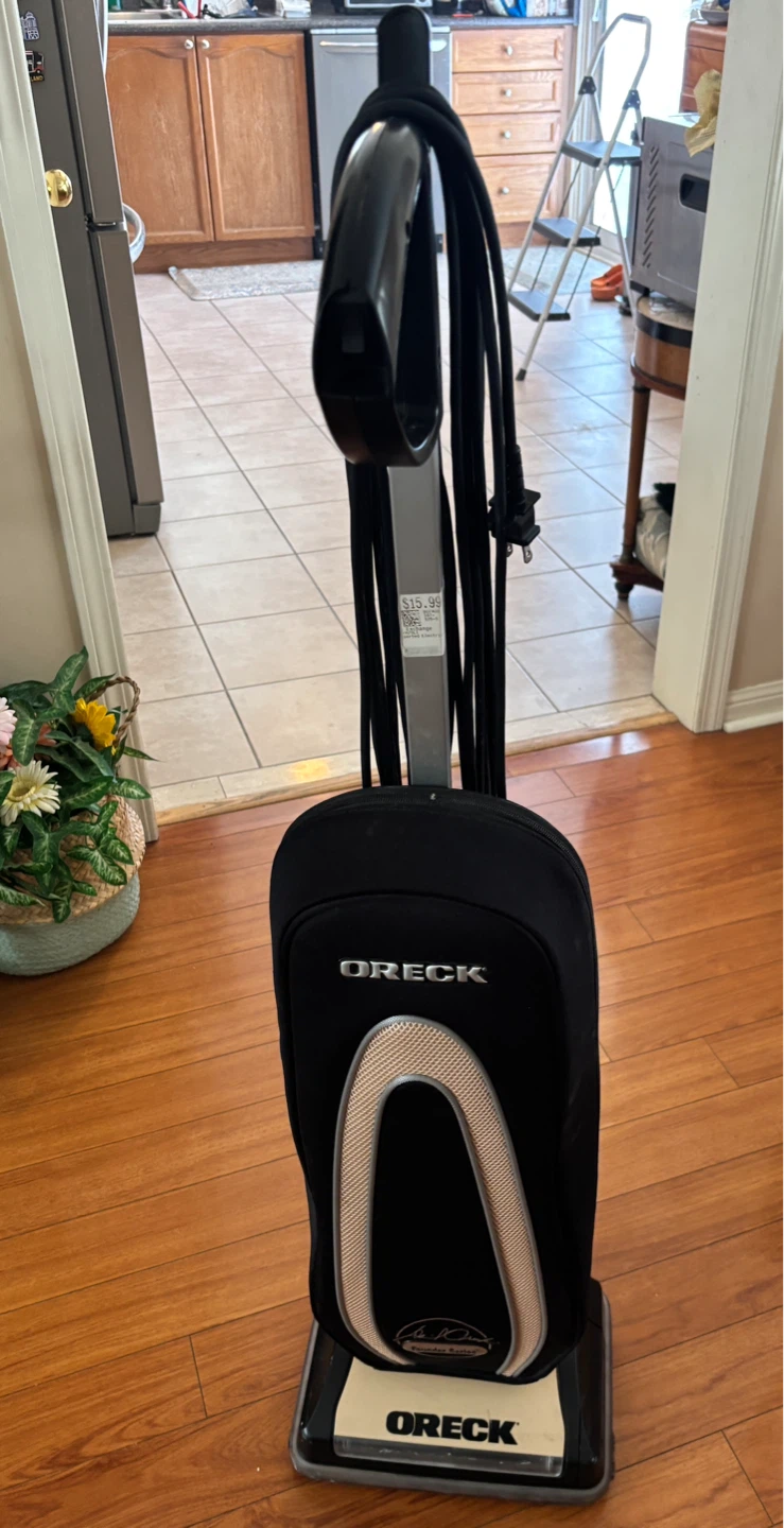Oreck XL Upright Vacuum Cleaner (USA)