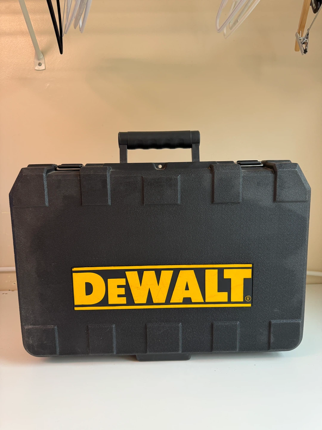 DeWalt DCT410S1 Camera Kit w/ Battery & Case - photo 3