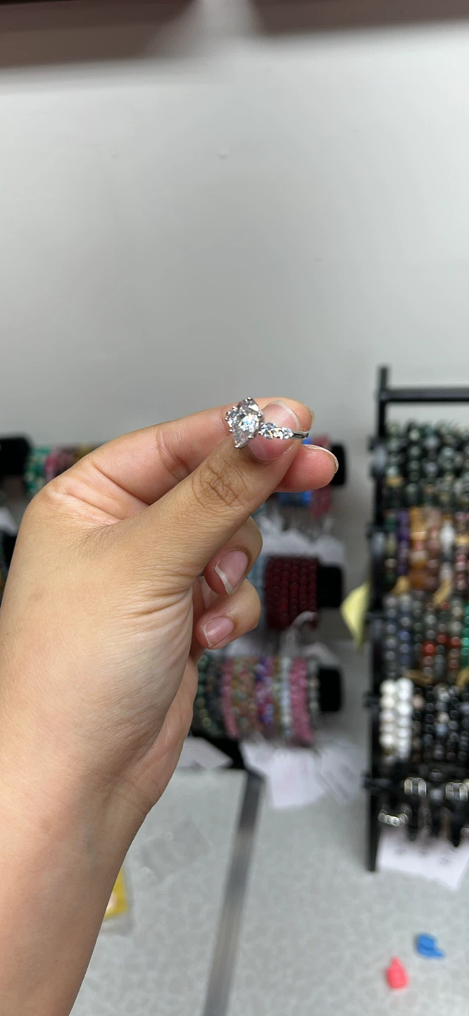 Rhinestone Ring, Moissanite S925 - photo 3
