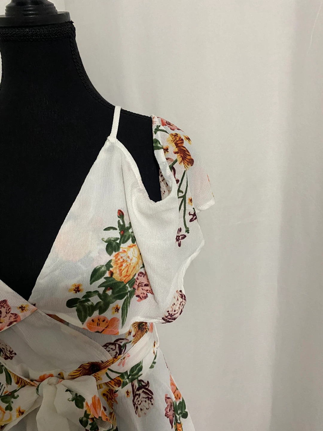 Current Fashions Women's White Floral Print Dress - Size L - photo 2