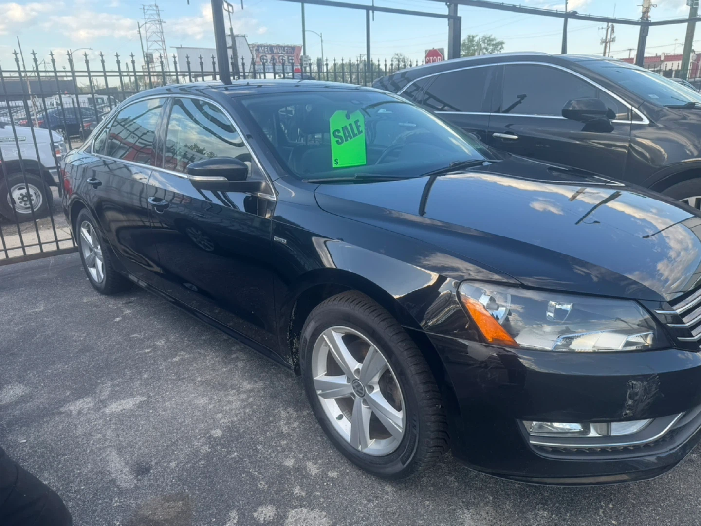 Black 2015 Volkswagen Passat Sedan - photo 4