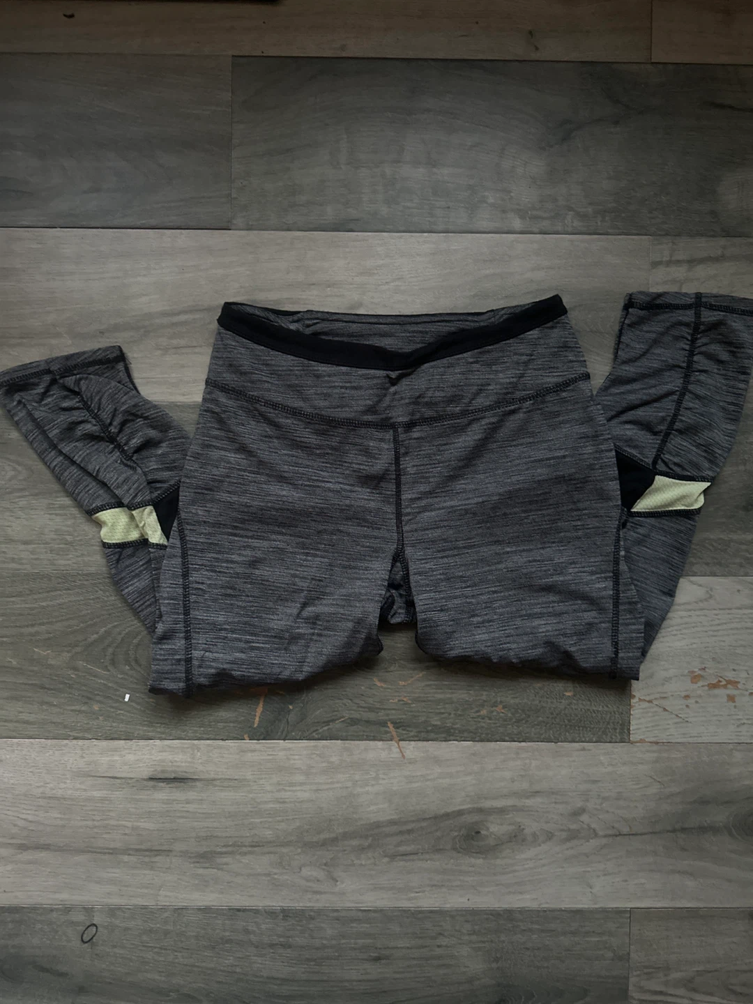 Grey Heathered Ruched Capris