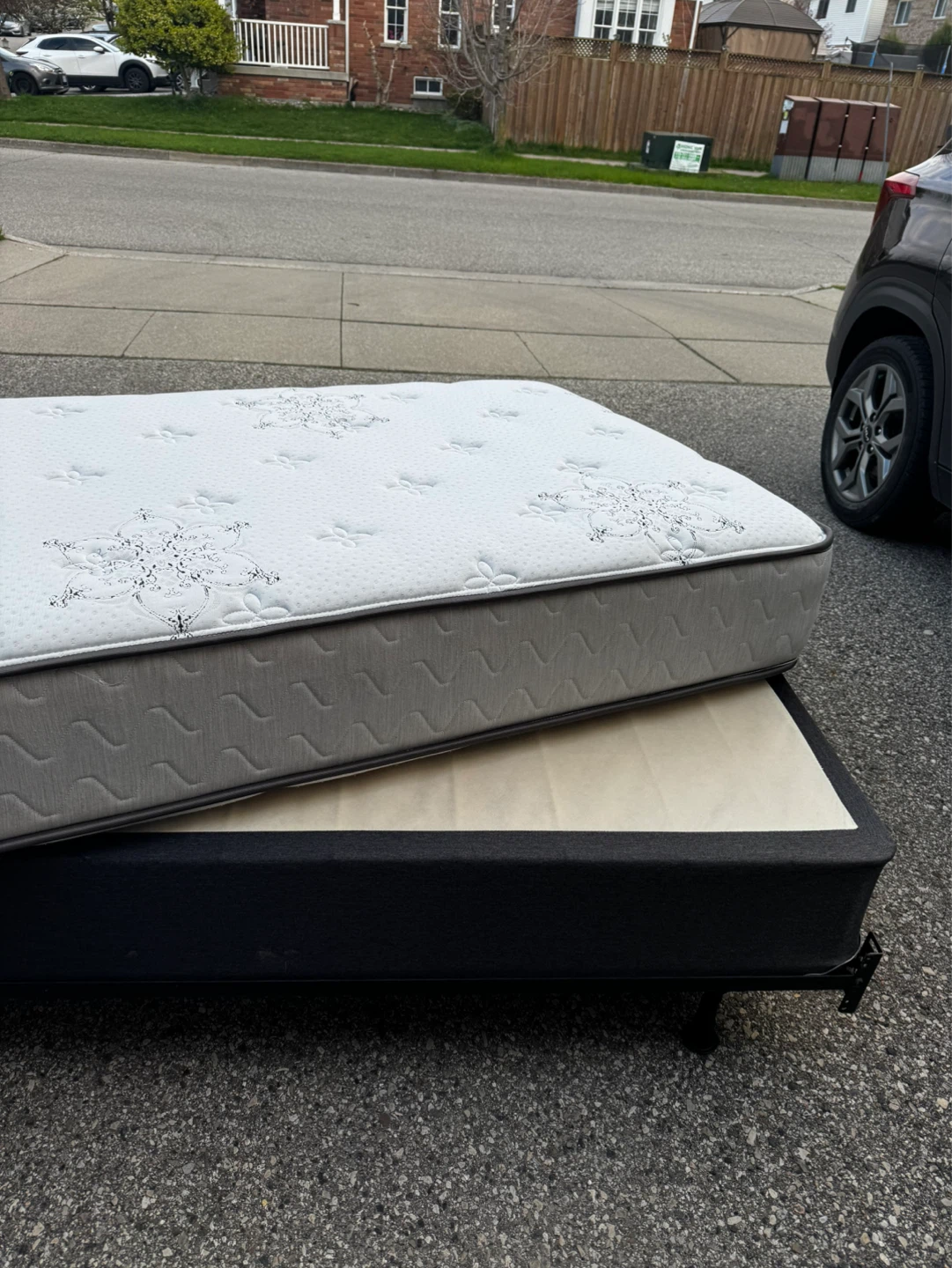 Single Mattress with Box Spring and Metal Frame
