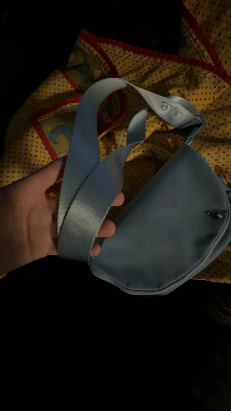 Lolë Everywhere Belt Bag - Light Blue - photo 3