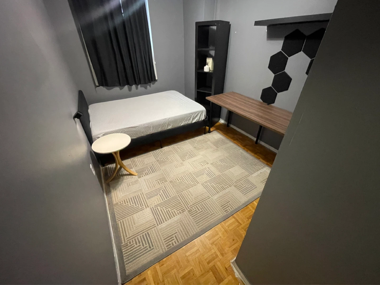 Room For Rent - photo 2