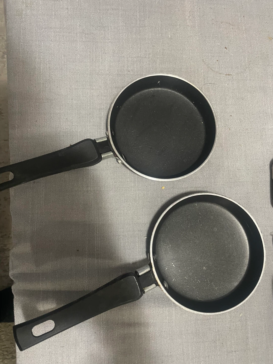 Set of 2 Mini Frying Pans - photo 2