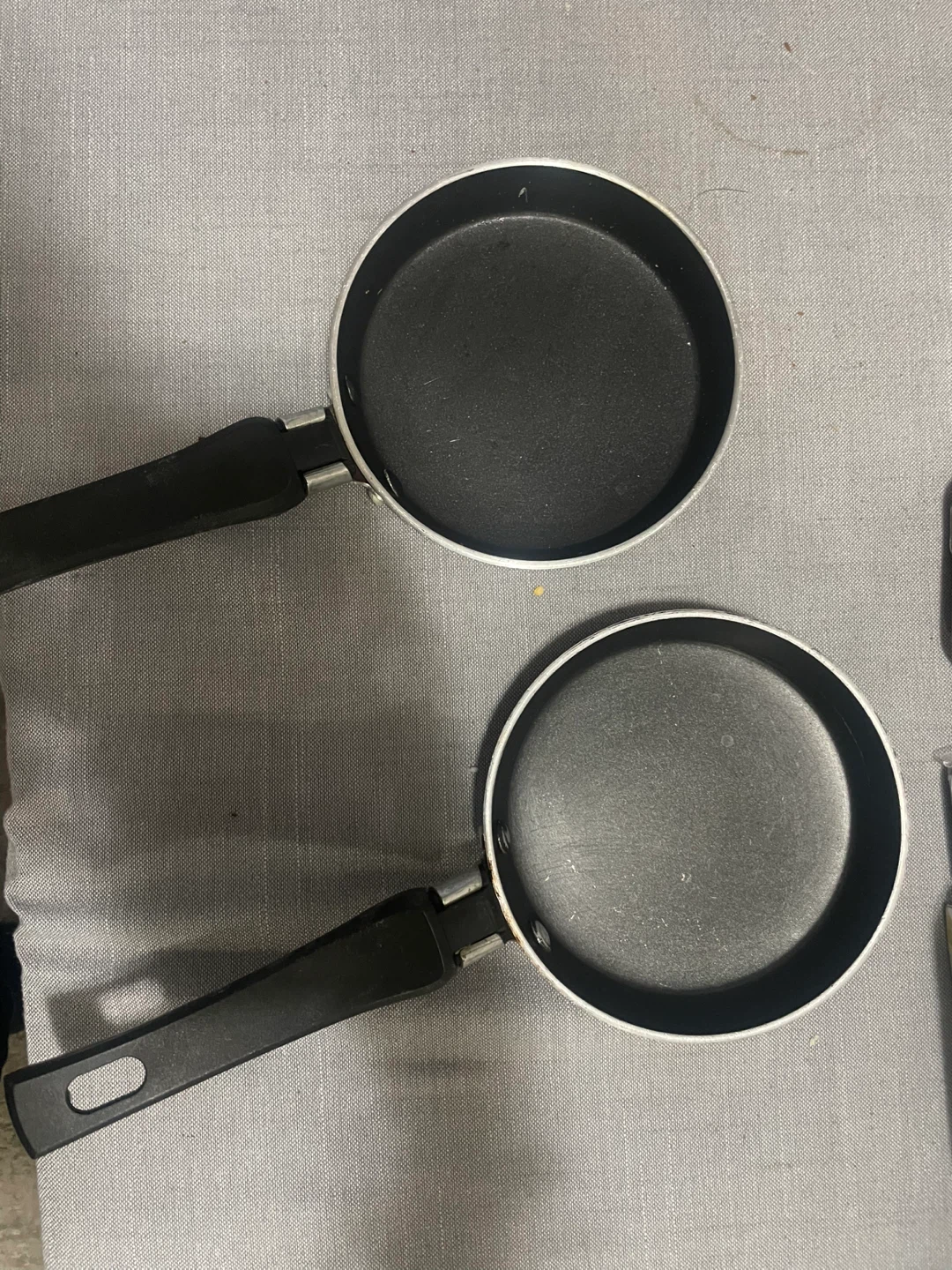 Set of 2 Mini Frying Pans