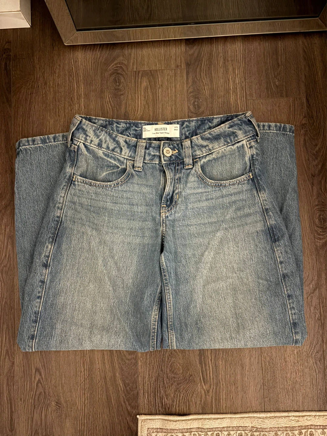 Hollister Low Rise Taper Baggy Jeans Women's Size 26