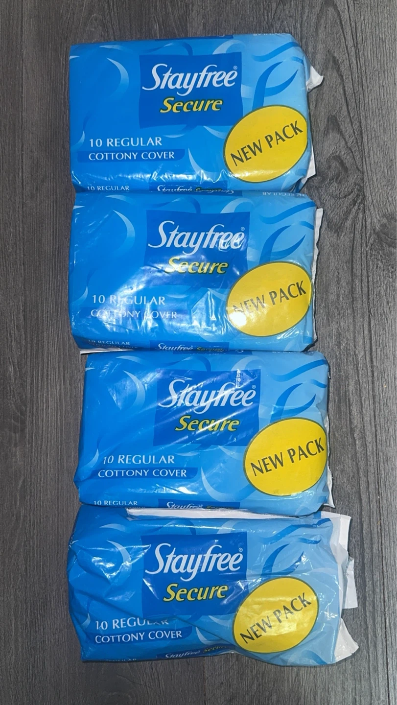 Stayfree Secure 10 Regular Cottony Cover Pads (4 Packs)