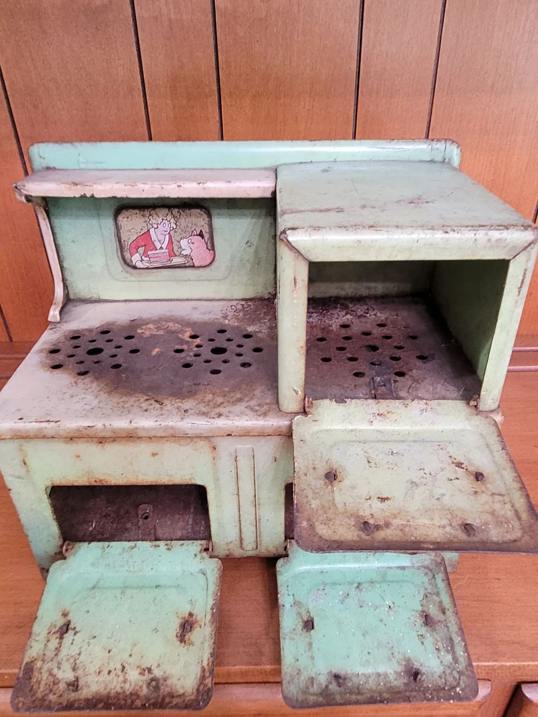 Vintage Little Orphan Annie Toy Stove - photo 2