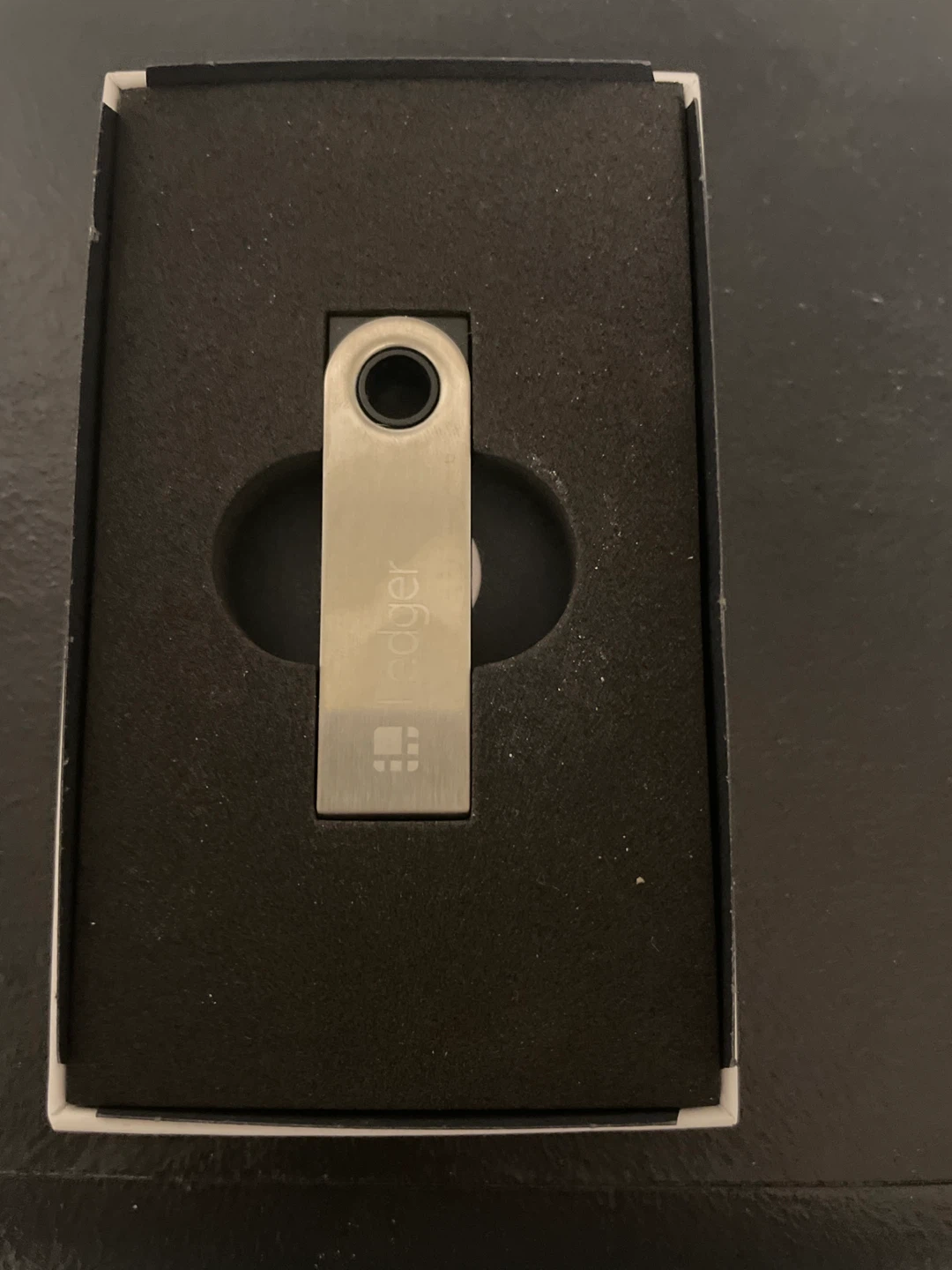 Ledger Nano S Cryptocurrency Hardware Wallet - photo 2