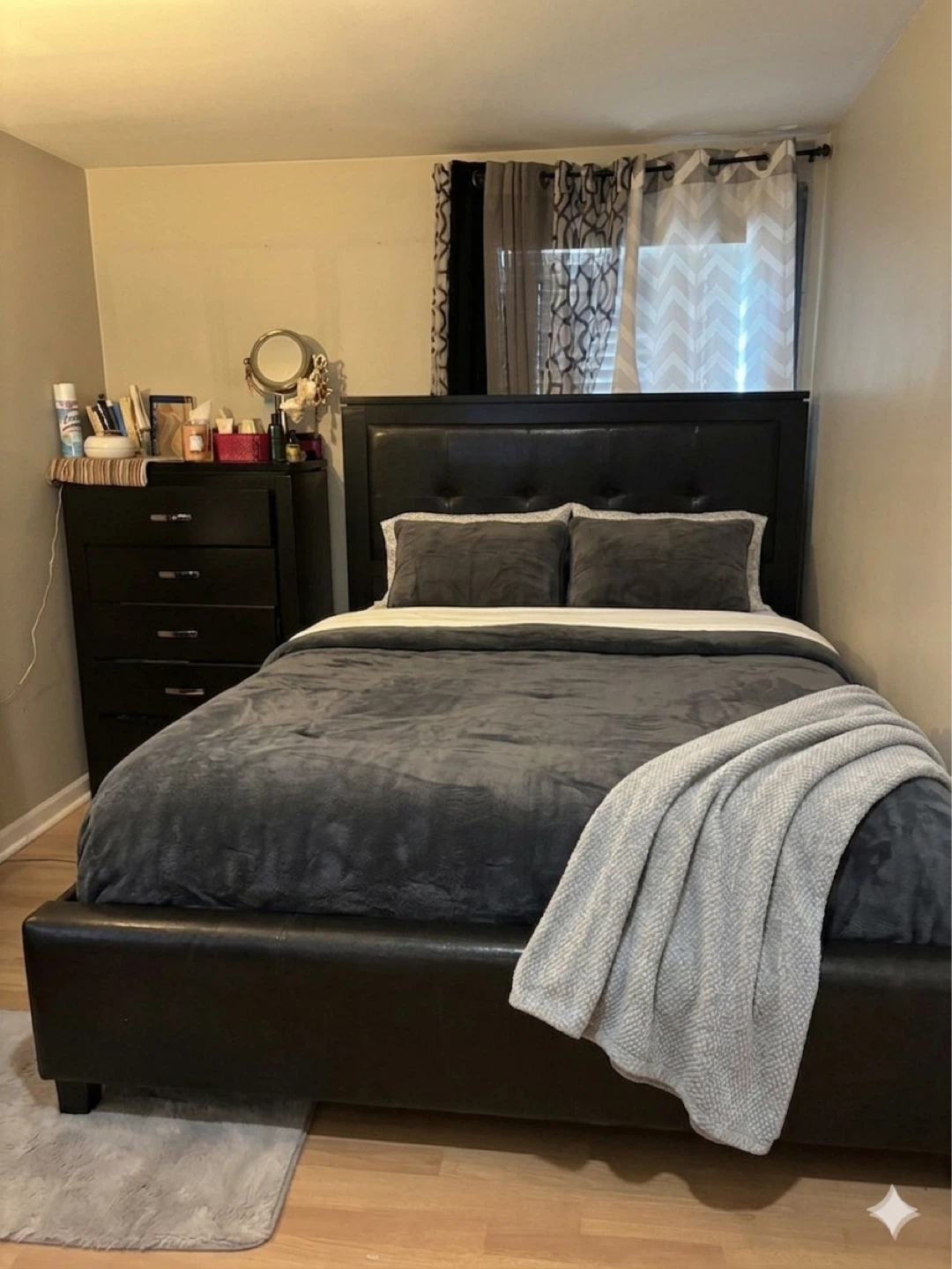 Black Faux Leather Tufted Headboard Bed Frame