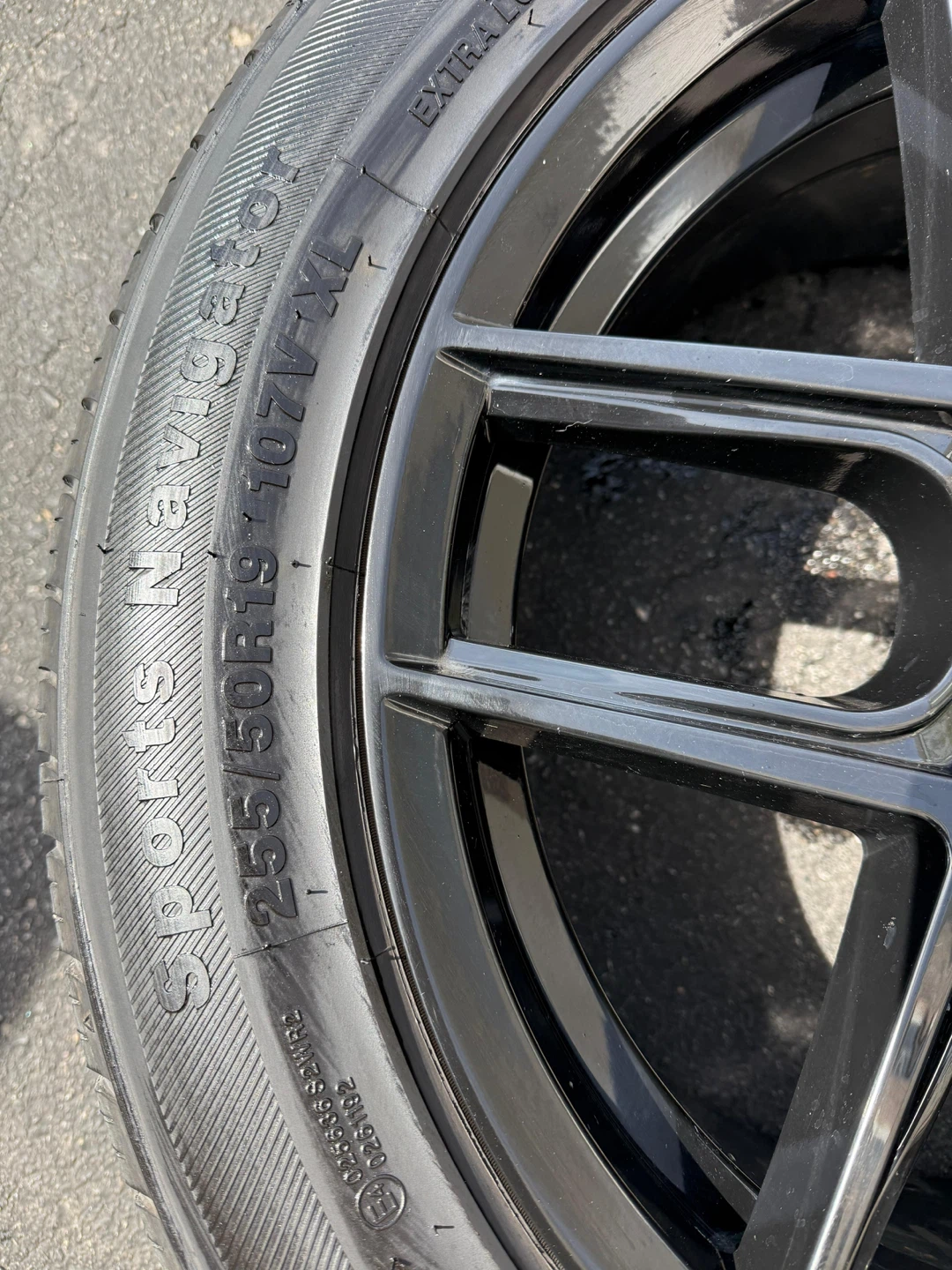 Set of 4 Altenzo PD-WII 255/50R19 Tires and Rims - photo 3