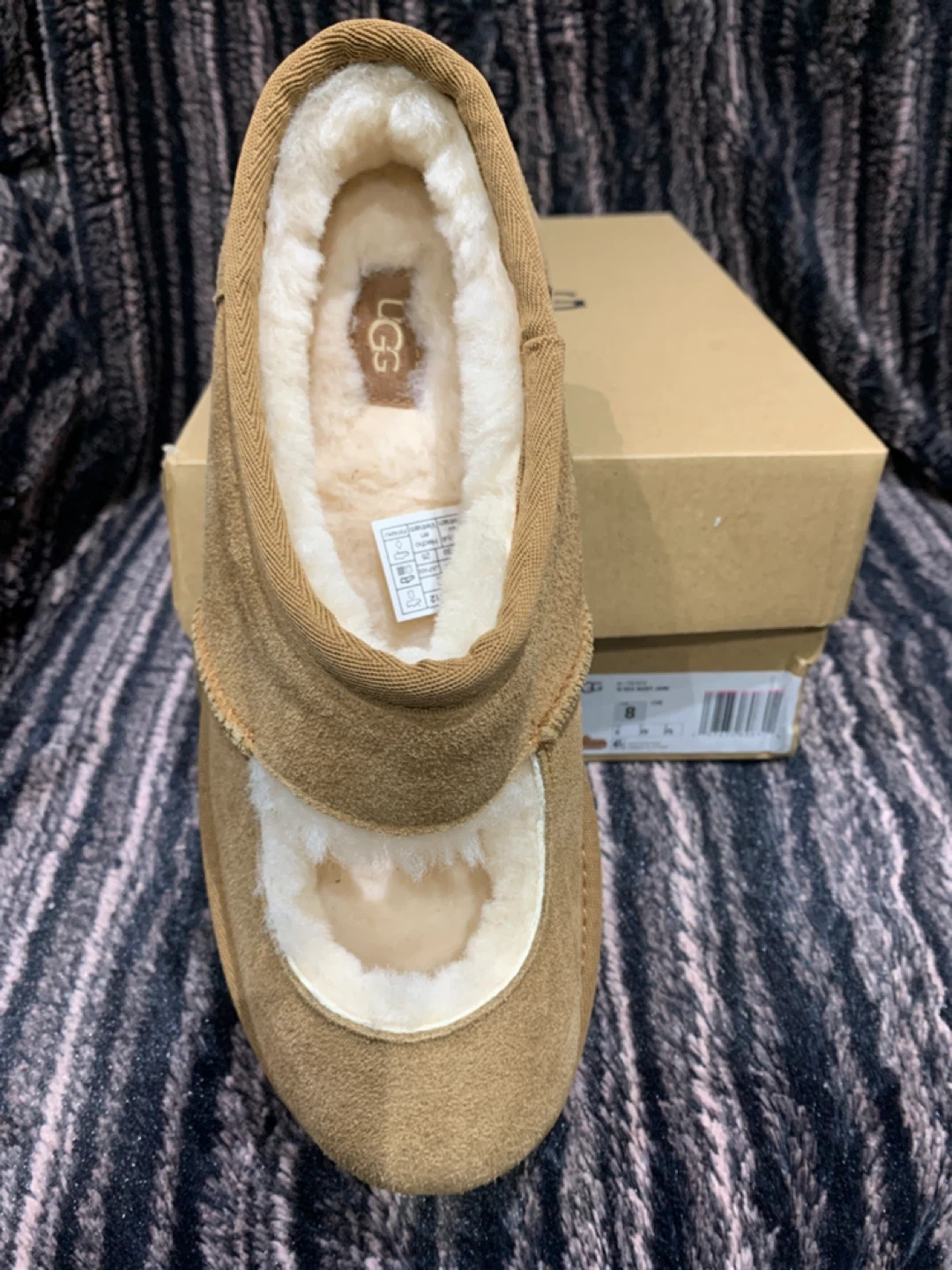 UGG 'W' Bella Mary Jane Platform Slippers Size 8 - photo 3