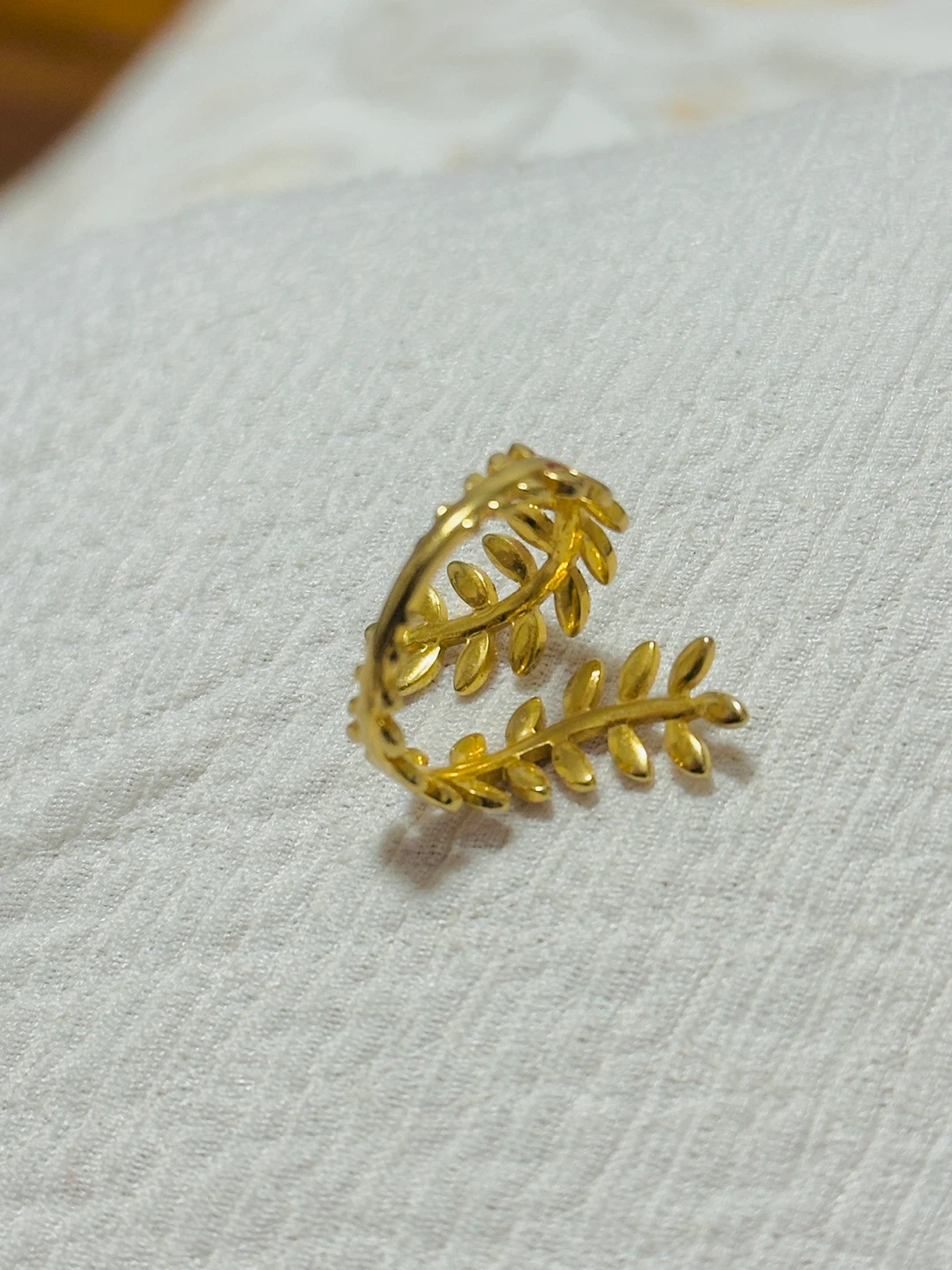 Gold Leaf Wrap Ring - photo 4