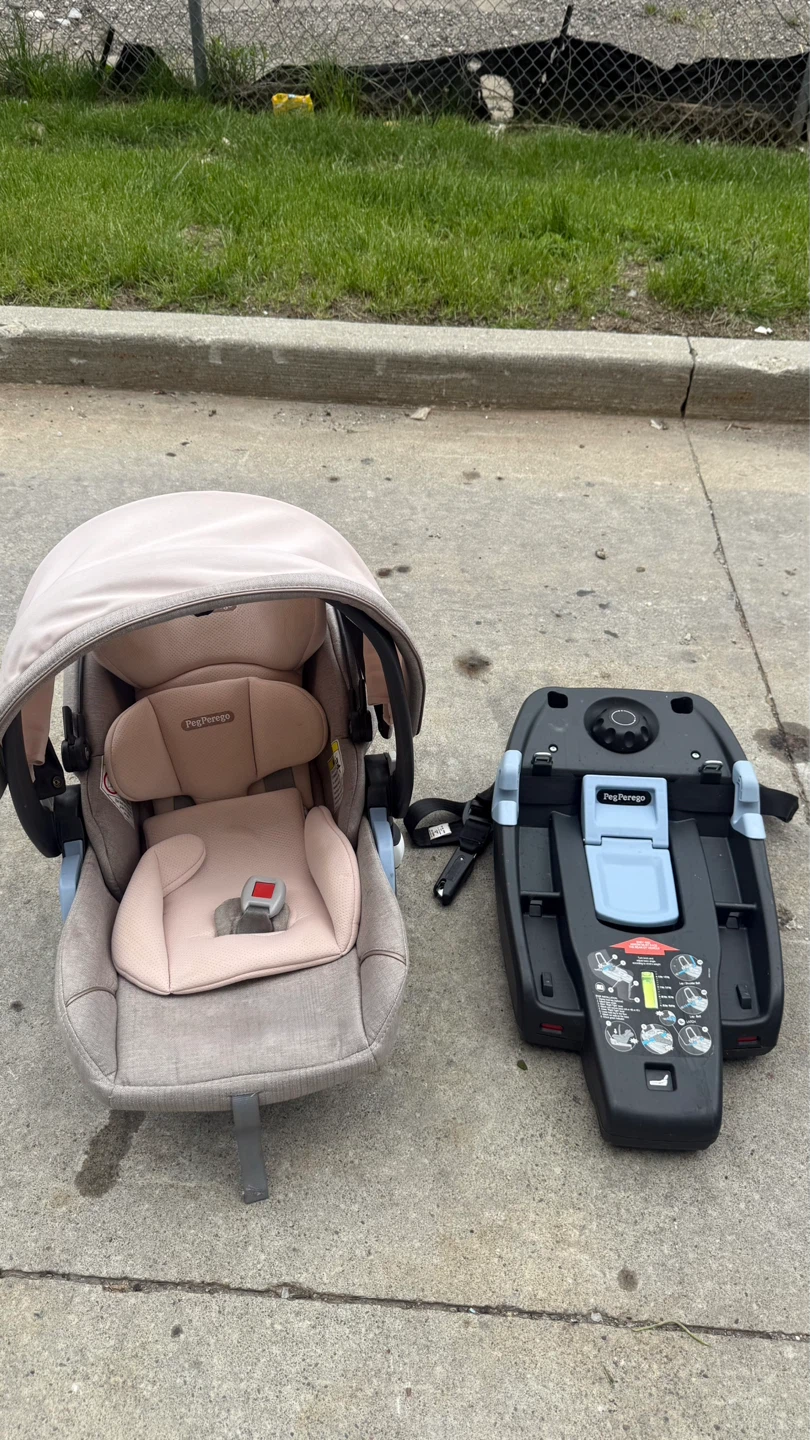 Peg Perego Infant Car Seat with Base