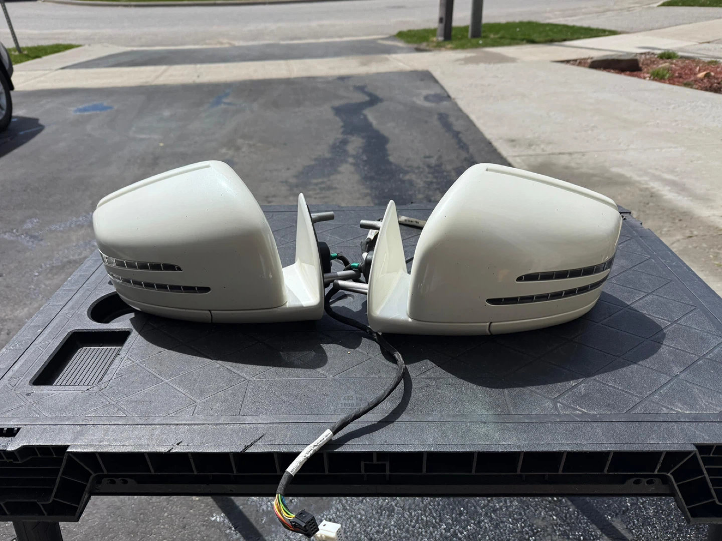 White Side View Mirror Set