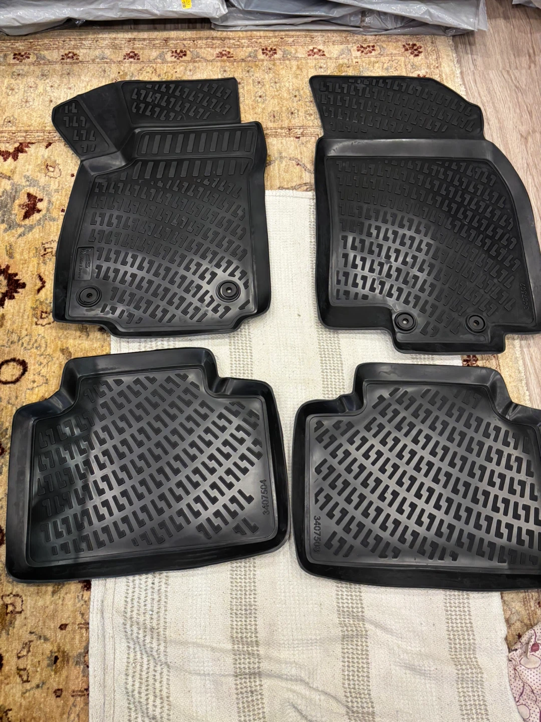 RizLiner Floor Mats – Hyundai Santa Cruz 2022–2026 (Full Set) - photo 2