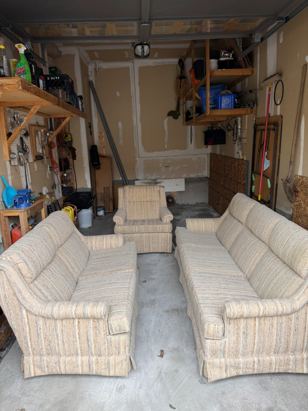 Sofa set