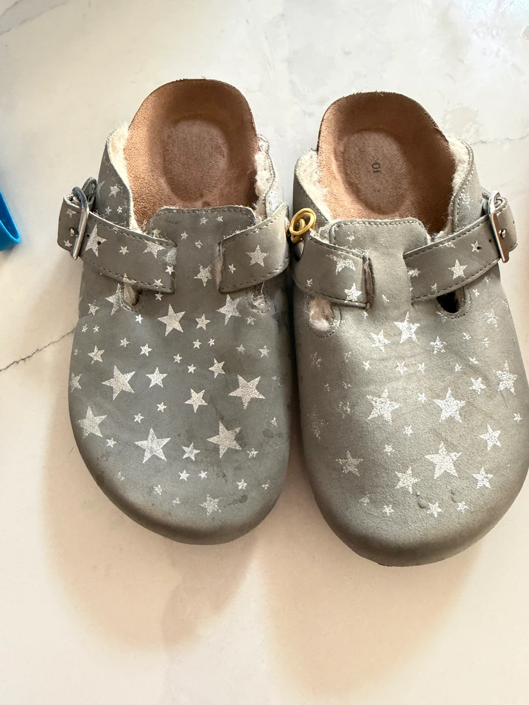Grey Star Clogs with Fur Lining Size 10 Kids