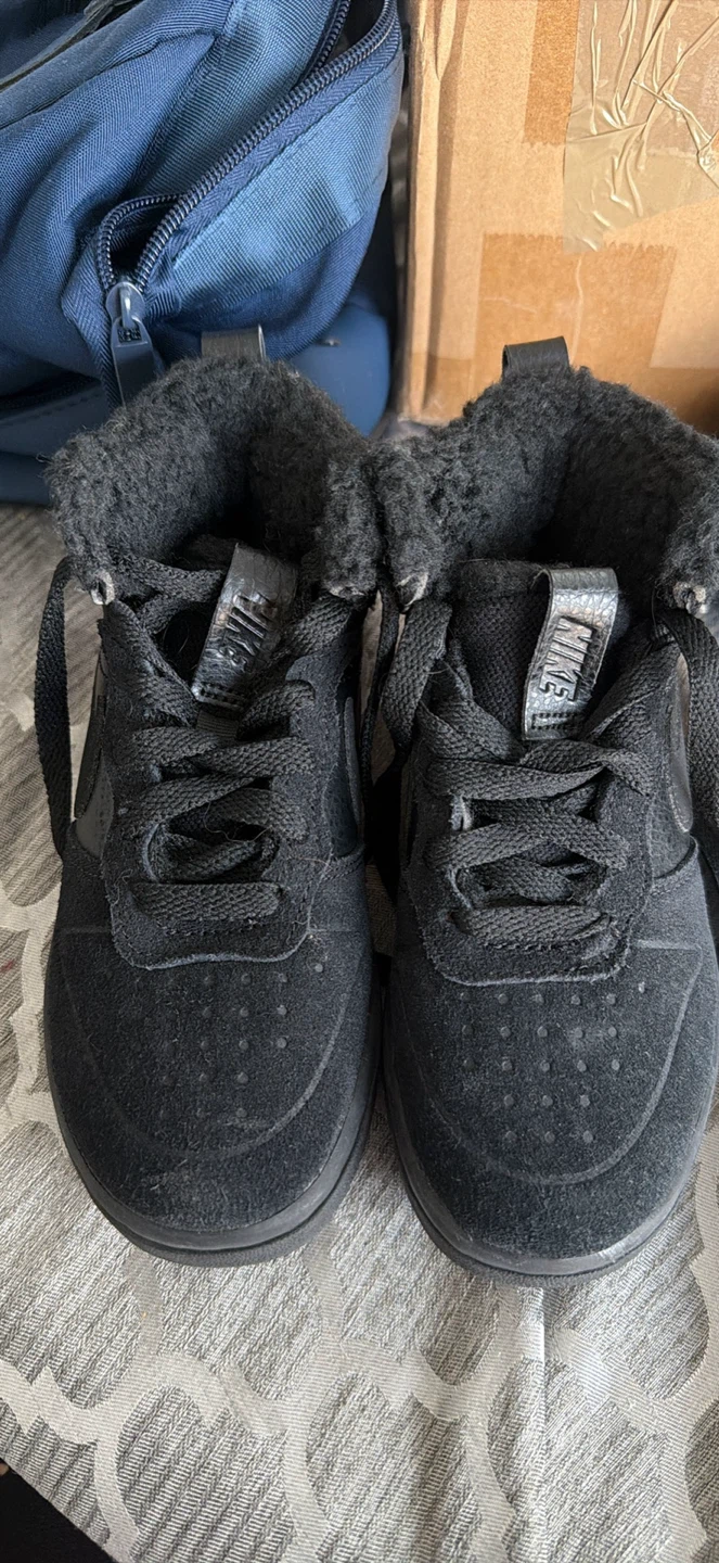 Kids Nike Air Force 1 Boots Black Suede Fur Lined