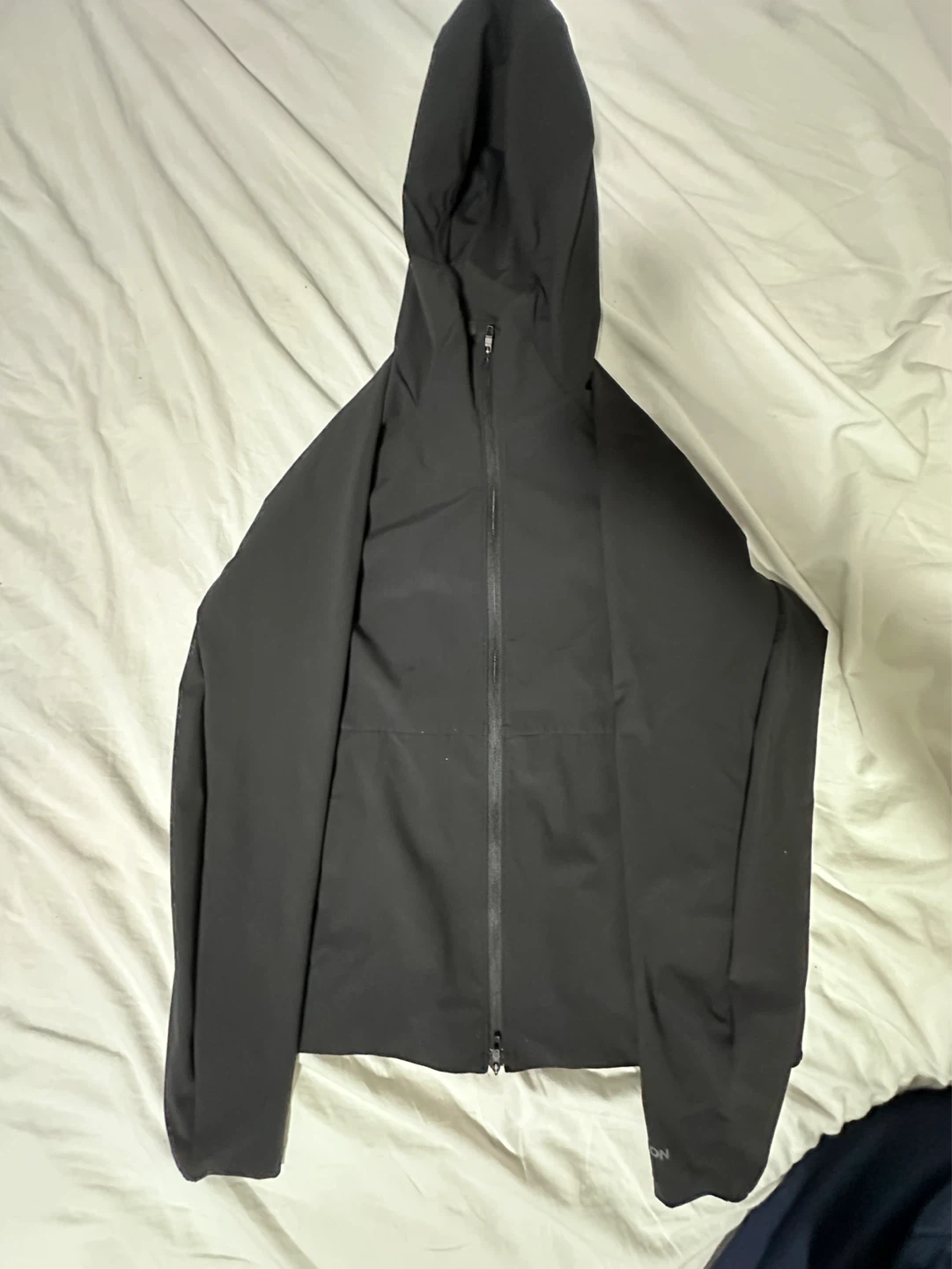 Lululemon windbreaker