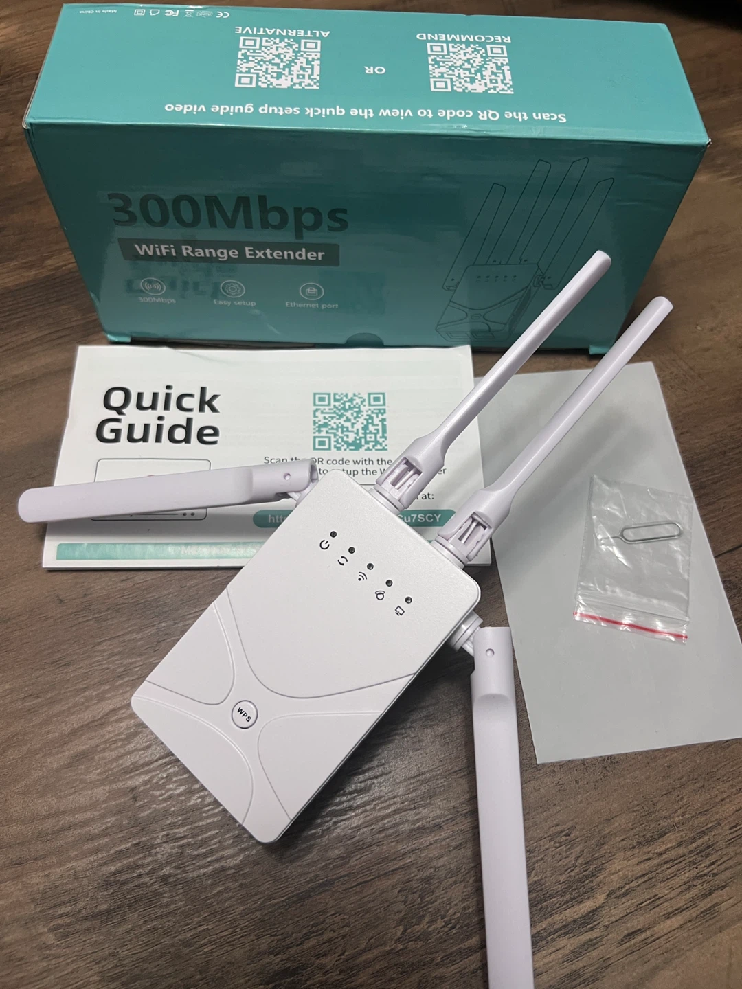 300Mbps WiFi Range Extender - photo 2