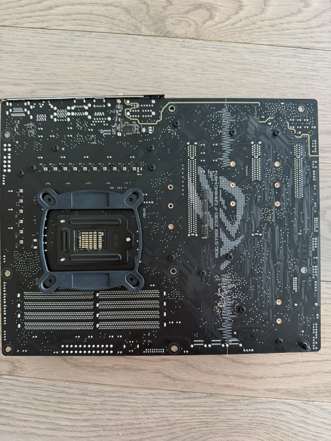 ASUS ROG STRIX Z390-F GAMING Motherboard - photo 3