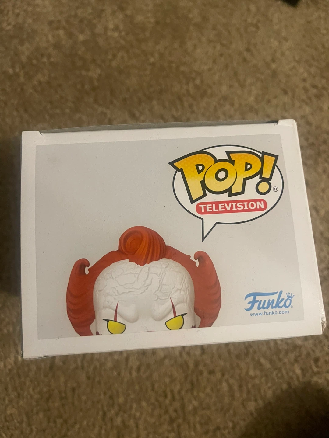 Funko Pop! Blood Pennywise Vinyl Figure #1856 - photo 2