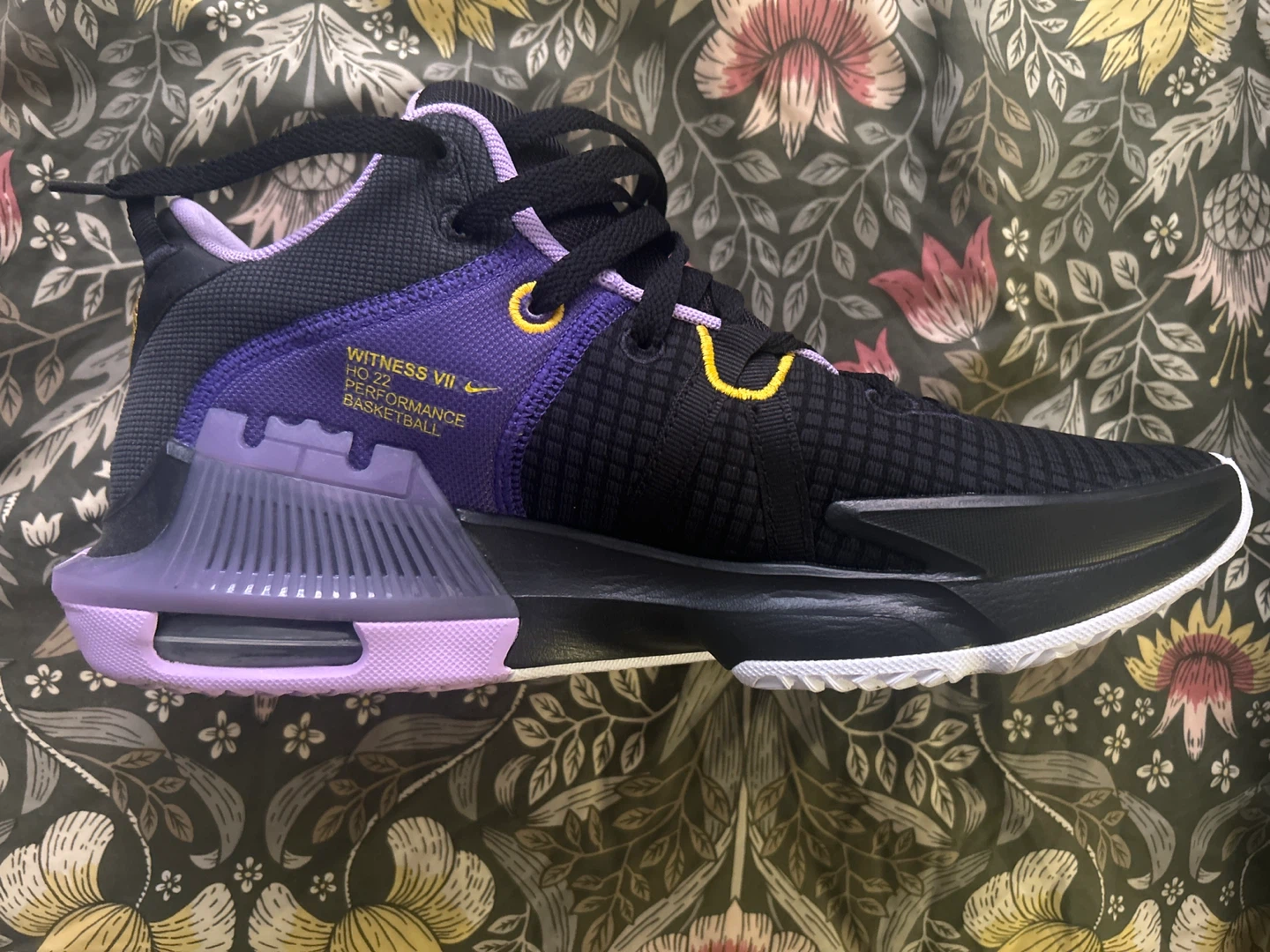 Nike LeBron Witness VII Basketball Shoes - Black/Purple/Yellow - photo 3