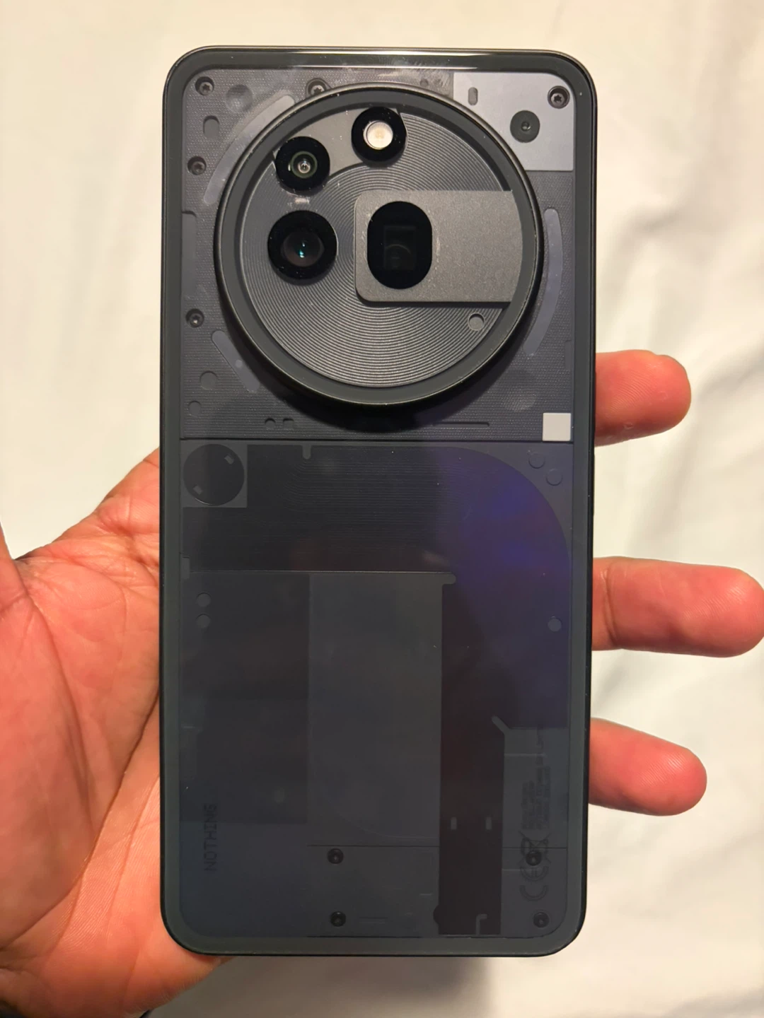 Nothing Phone (3a) Pro Black - photo 3
