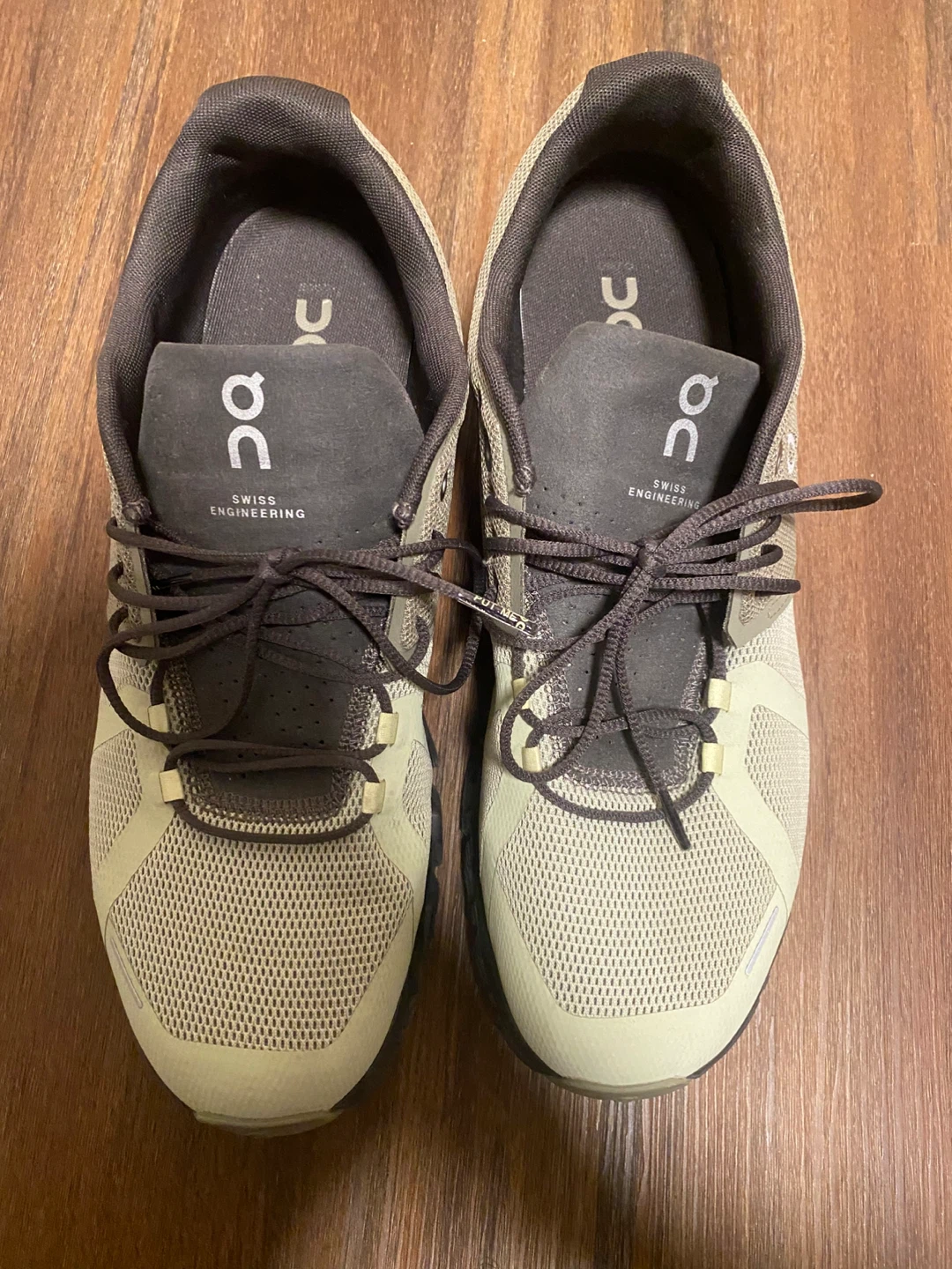 On Cloud Running Shoes - Olive Green