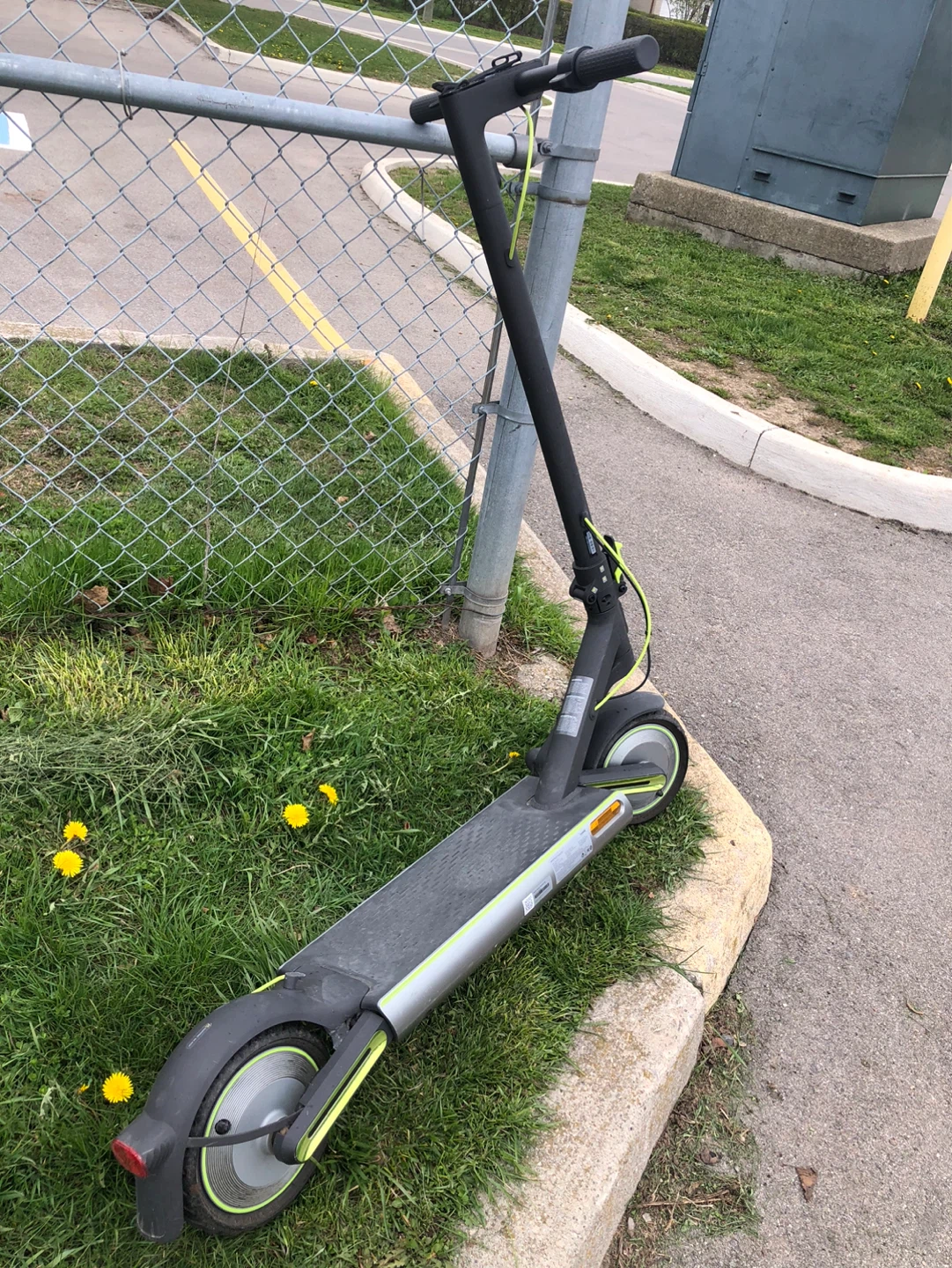Navee s65 electric scooter - photo 4