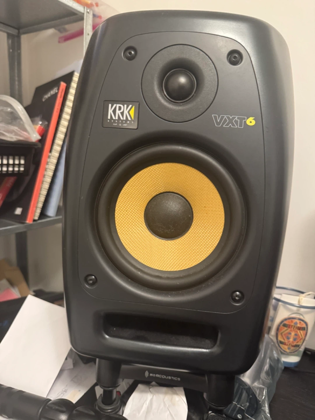 KRK VXT6 Studio Monitor Speakers with Iso stand - photo 2