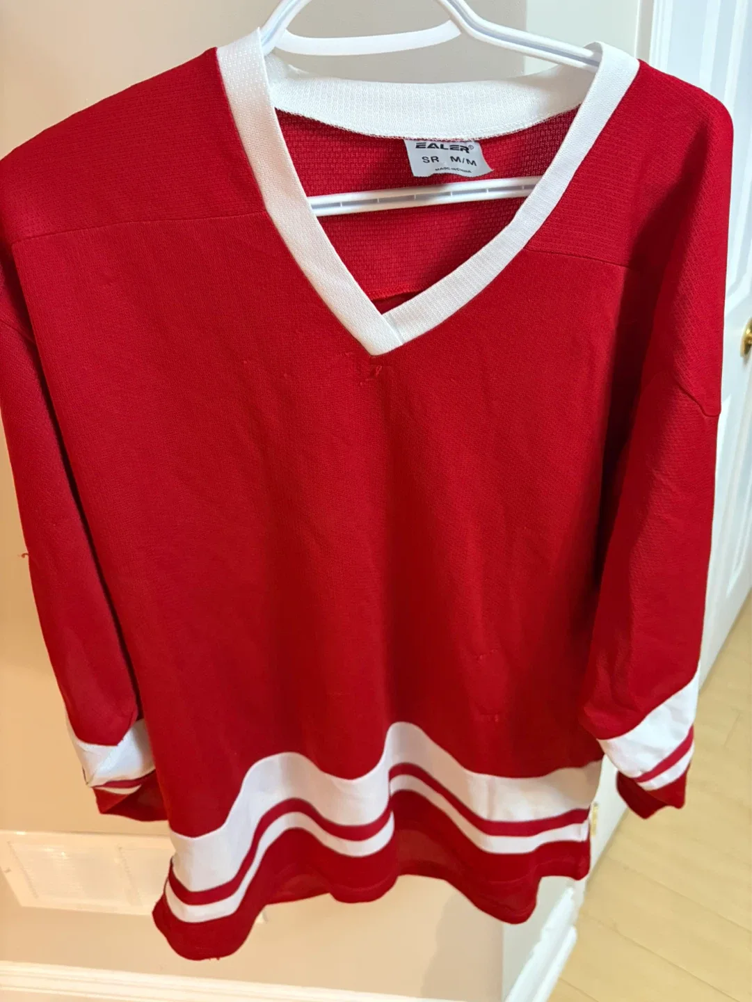 EALER Red Hockey Jersey SR M/M