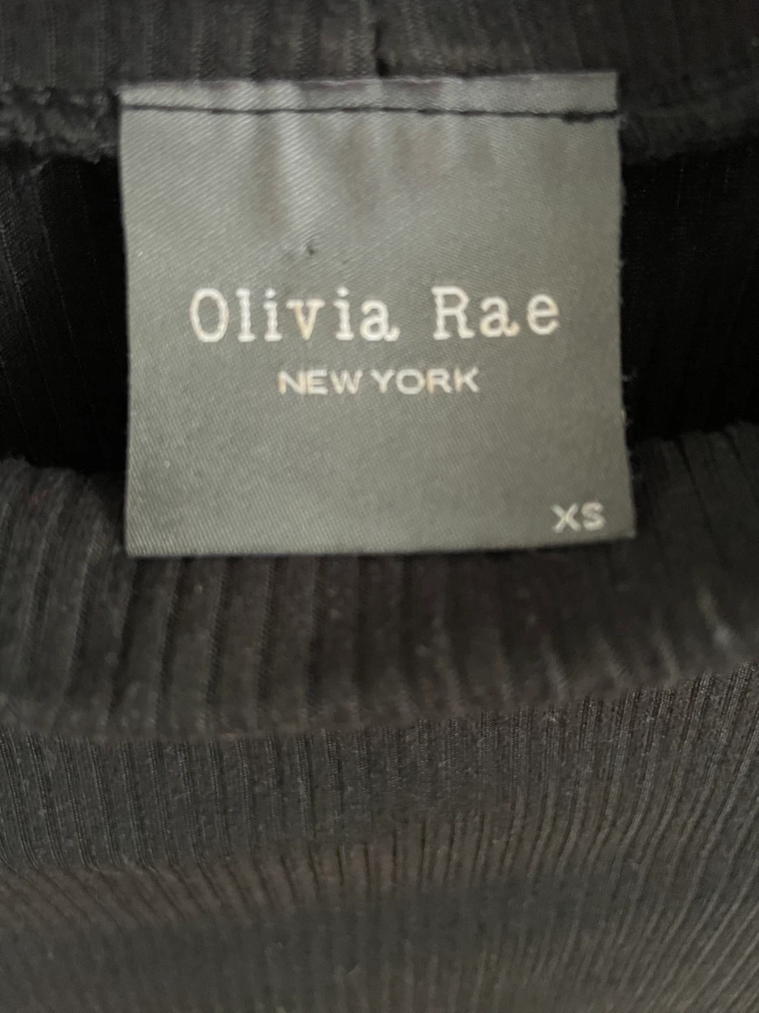 Olivia Rae Black Ribbed Crop top 🖤 - photo 3