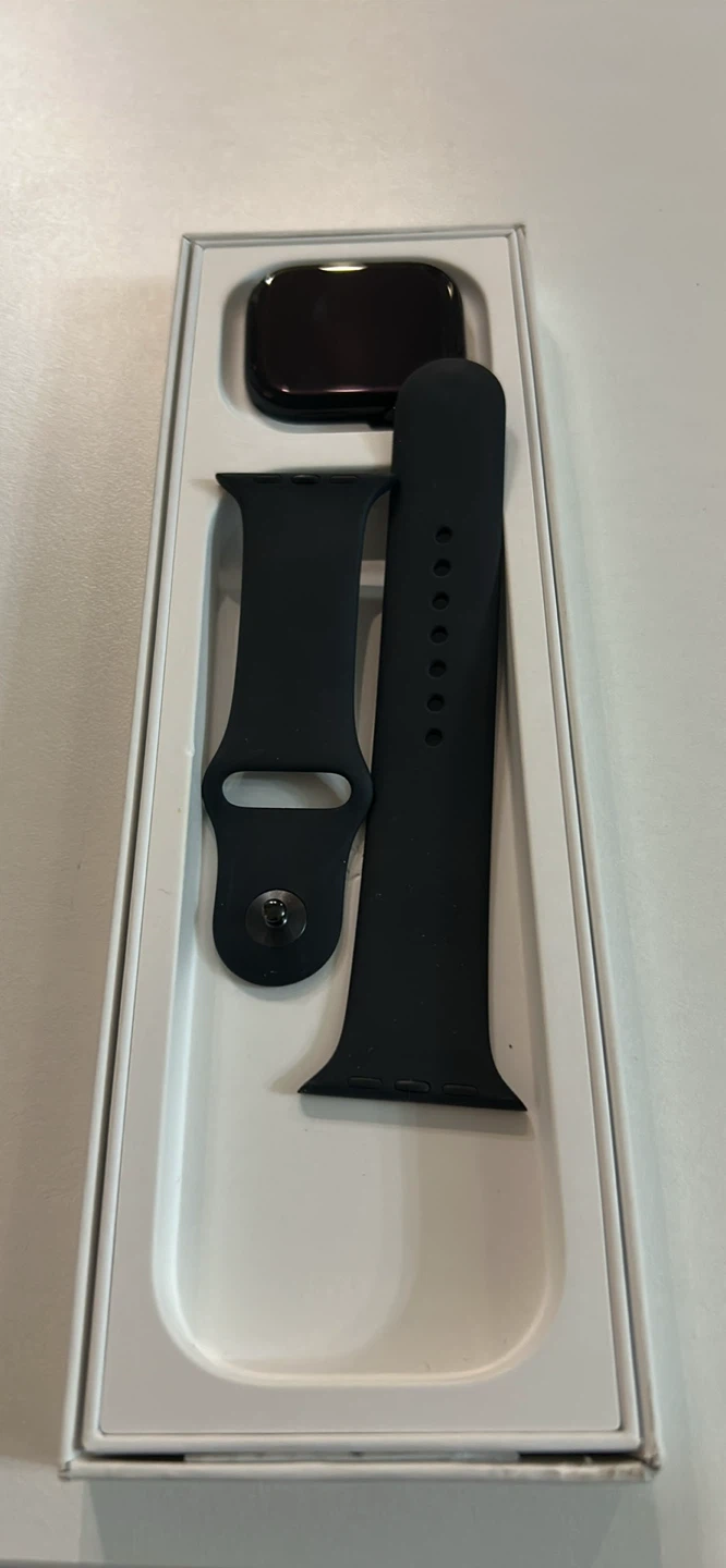 Apple Watch Series 7 - photo 5