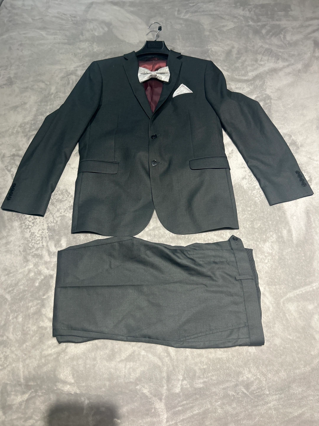 Men's Charcoal Grey Suit Set with Bowtie and Pocket Square
