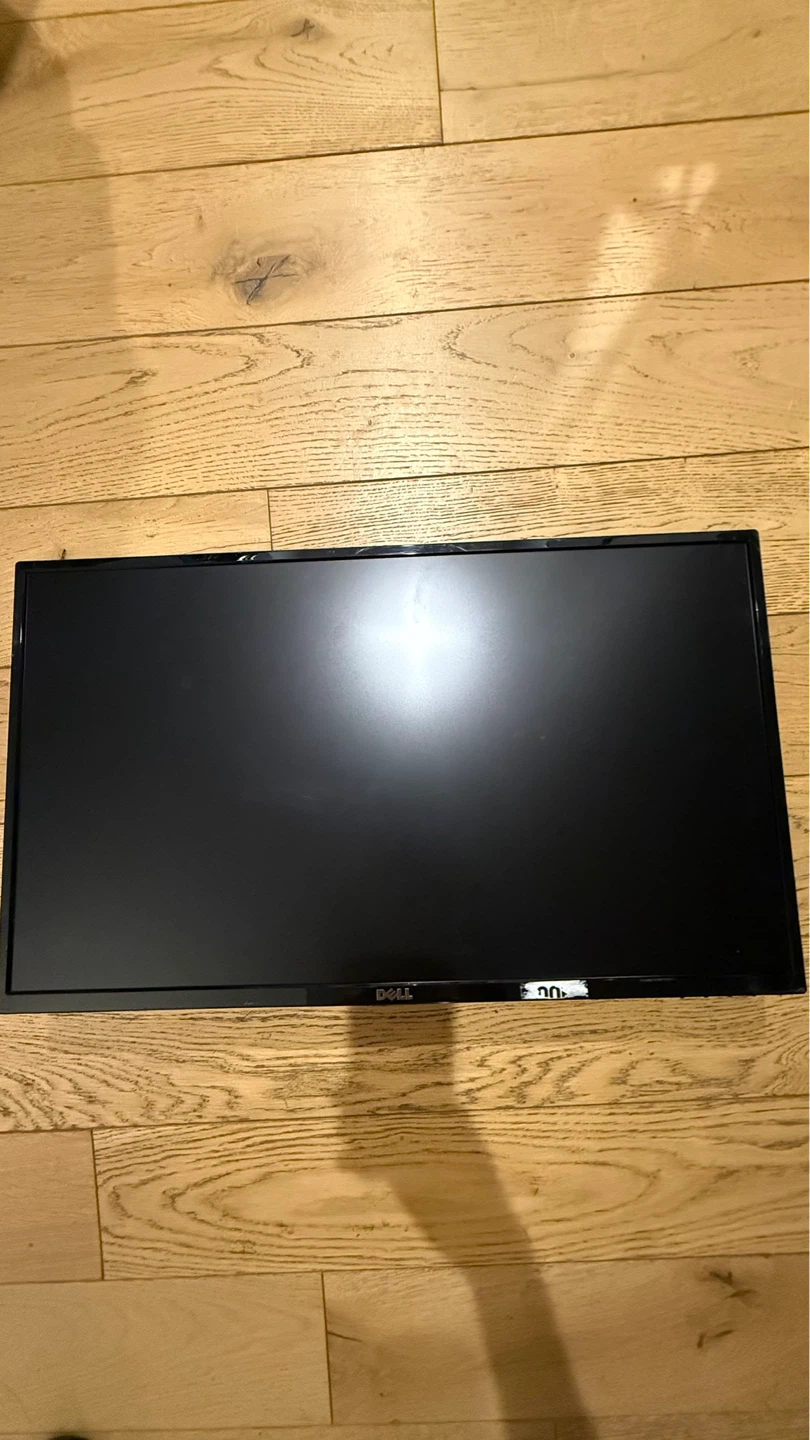 Dell, HP, and LG Monitors - photo 2