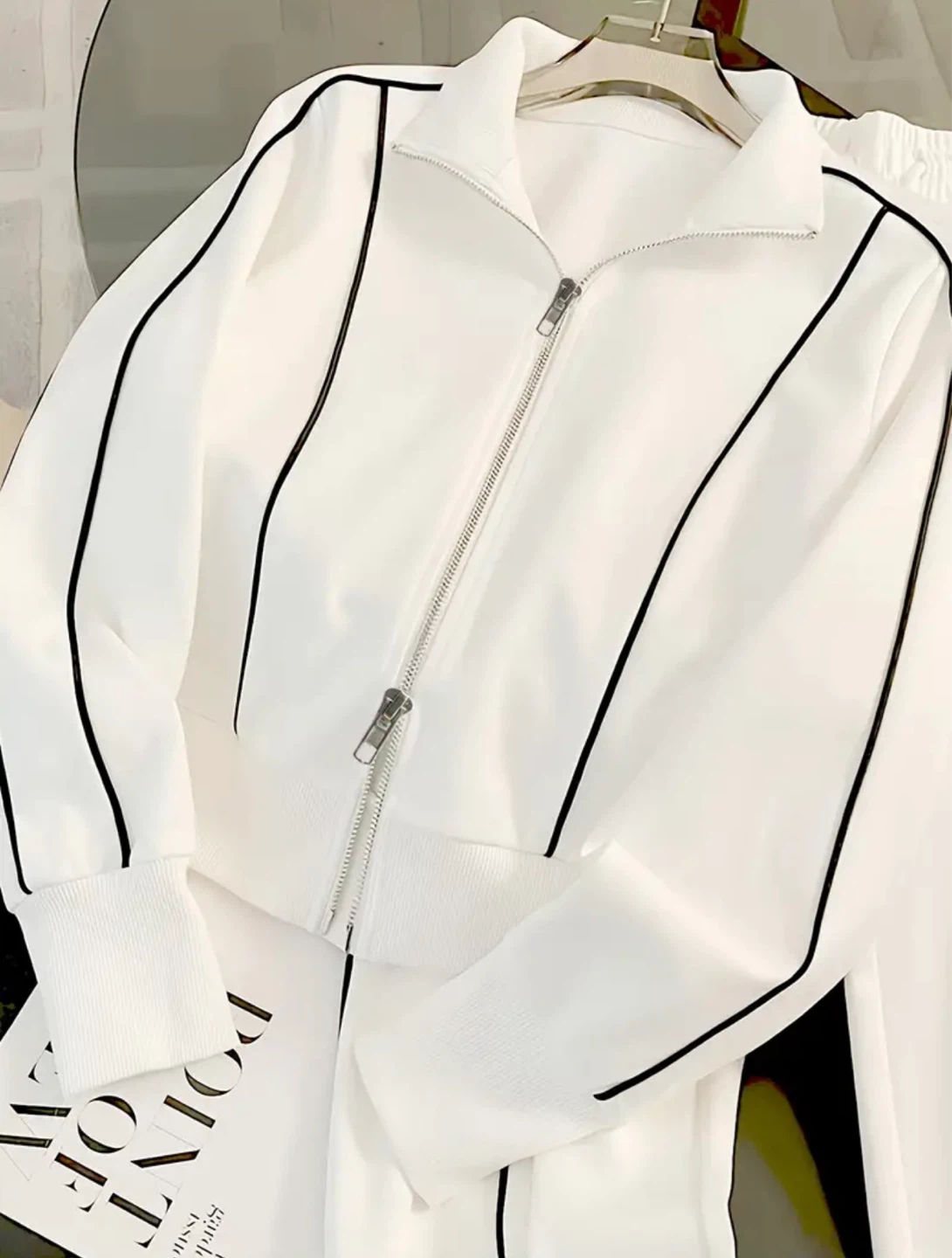 New White Tracksuit Set - photo 3