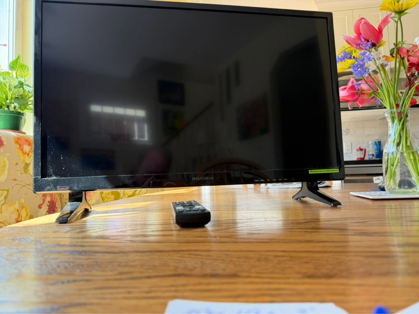 Insignia 28” LED TV