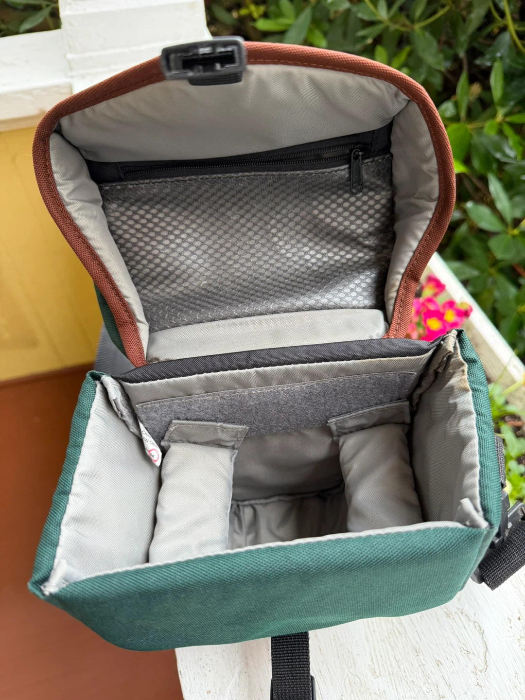 Lowepro Topload Zoom 1 Camera Bag - photo 3